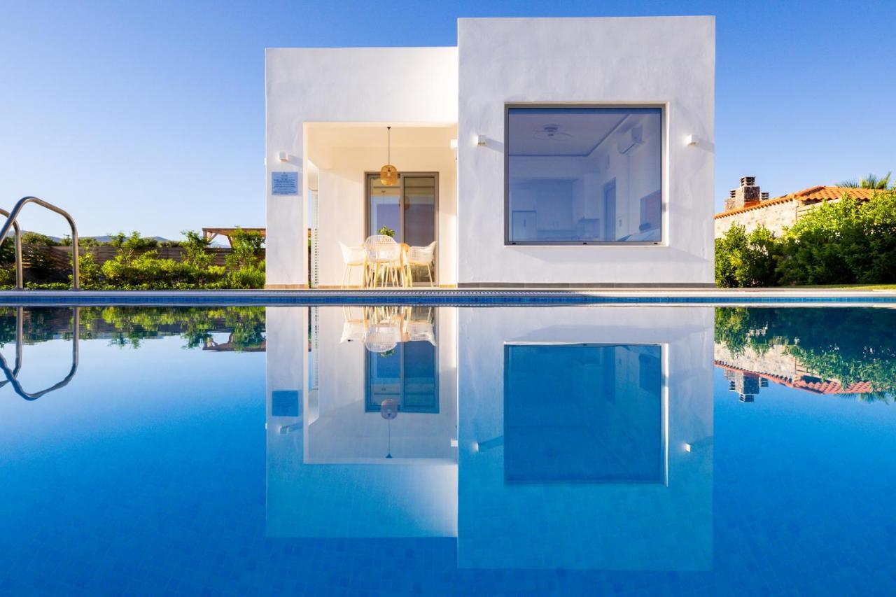 Sardines Luxury Villas Analipsi  Zimmer foto